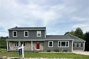 36 Kinnicutt Ave, Warren, RI 02885 - Photo 1