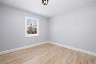 36 Kinnicutt Ave, Warren, RI 02885 - Photo 10