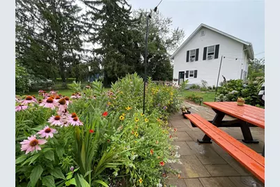 1247 Kingstown Road, South Kingstown, RI 02879 - Photo 32