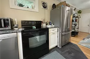 1247 Kingstown Rd, South Kingstown, RI 02879 - Photo 14