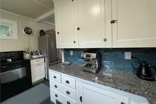 1247 Kingstown Rd, South Kingstown, RI 02879 - Photo 16