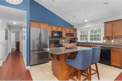33 Charles Avenue, Charlestown, RI 02813 - Photo 4