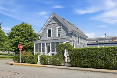 40 W Narragansett Avenue, Newport, RI 02840 - Photo 2