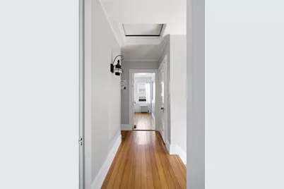 40 W Narragansett Avenue, Newport, RI 02840 - Photo 16
