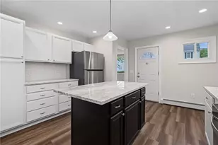 786 Providence St, West Warwick, RI 02893 - Photo 6