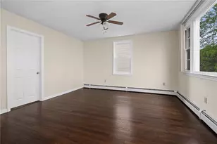 786 Providence St, West Warwick, RI 02893 - Photo 12