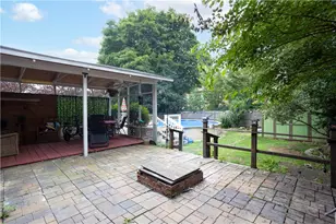 13 Blackstone St, Cumberland, RI 02864 - Photo 8