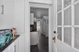 476 Providence St, West Warwick, RI 02893 - Photo 26