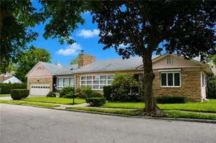 123 Berlin St, Providence, RI 02908 - Photo 2