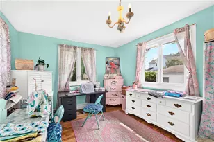 95 Harmon Ave, Cranston, RI 02910 - Photo 18