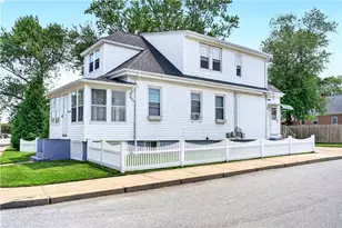 95 Harmon Ave, Cranston, RI 02910 - Photo 4