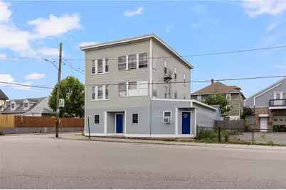 538 Wood Avenue, Woonsocket, RI 02895 - Photo 2