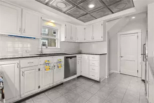 26 Fairview Ave, Cranston, RI 02905 - Photo 30