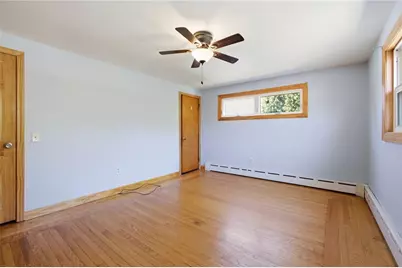 95 Uxbridge Street, Cranston, RI 02920 - Photo 18