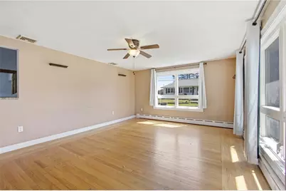 95 Uxbridge Street, Cranston, RI 02920 - Photo 14