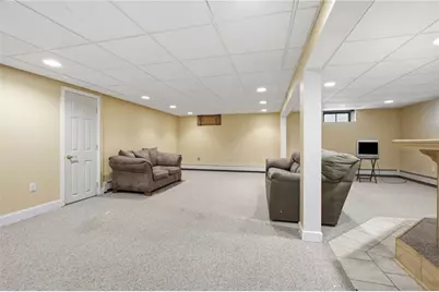 95 Uxbridge Street, Cranston, RI 02920 - Photo 28