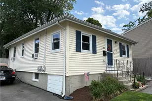 353 Massasoit Ave, East Providence, RI 02914 - Photo 2