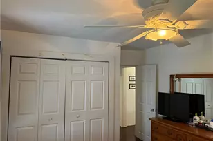 353 Massasoit Ave, East Providence, RI 02914 - Photo 18