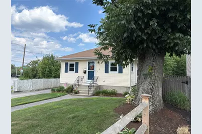 353 Massasoit Avenue, East Providence, RI 02914 - Photo 2