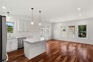 11 Stone St, Providence, RI 02904 - Photo 2