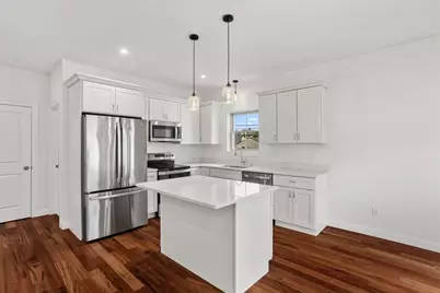 11 Stone Street #E, Providence, RI 02904 - Photo 4