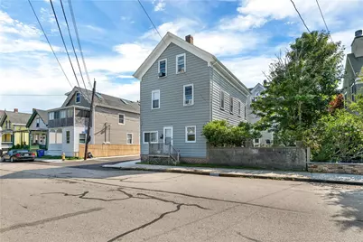 24 Pond Avenue #1, Newport, RI 02840 - Photo 2