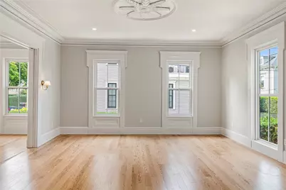 28 Mount Vernon Street, Newport, RI 02840 - Photo 14