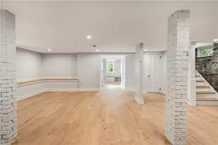 28 Mt Vernon St, Newport, RI 02840 - Photo 34