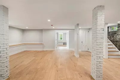 28 Mount Vernon Street, Newport, RI 02840 - Photo 36