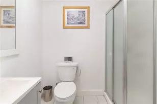 90 Rowley St, Providence, RI 02909 - Photo 18