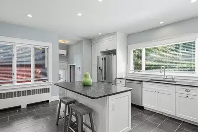 610 East Avenue, Pawtucket, RI 02860 - Photo 16