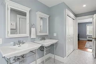 610 East Ave, Pawtucket, RI 02860 - Photo 22