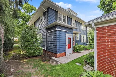 610 East Avenue, Pawtucket, RI 02860 - Photo 34