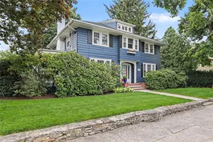 610 East Ave, Pawtucket, RI 02860 - Photo 2