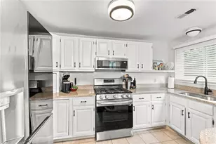 38 Stone Trail, North Providence, RI 02904 - Photo 10