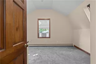 26 Channing St, Newport, RI 02840 - Photo 18
