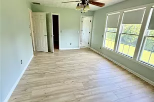 125 Goldenrod Dr, Middletown, RI 02842 - Photo 12
