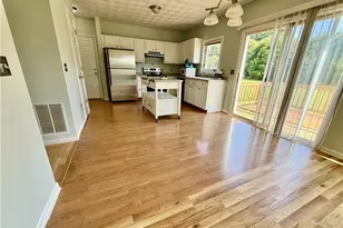 125 Goldenrod Dr, Middletown, RI 02842 - Photo 6