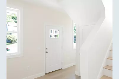 51 Dunbar Avenue, East Providence, RI 02916 - Photo 8