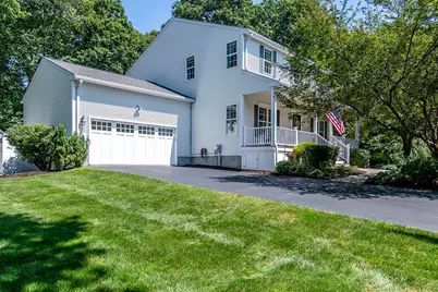 530 Westmoreland Lane, North Kingstown, RI 02874 - Photo 2