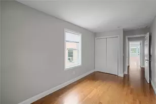 11 Baldwin Ct, Providence, RI 02907 - Photo 12