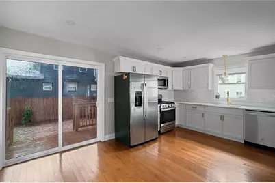 11 Baldwin Court, Providence, RI 02907 - Photo 10