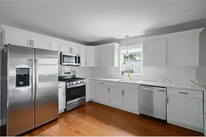 11 Baldwin Court, Providence, RI 02907 - Photo 6