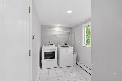 54 Winthrop Street, East Providence, RI 02915 - Photo 32