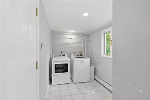 54 Winthrop St, East Providence, RI 02915 - Photo 32