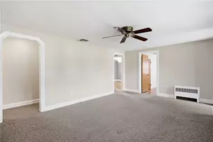 54 Winthrop St, East Providence, RI 02915 - Photo 8
