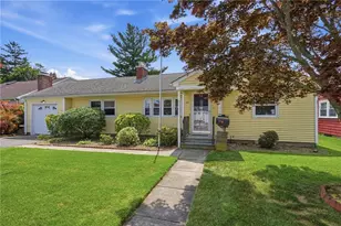 54 Winthrop St, East Providence, RI 02915 - Photo 1