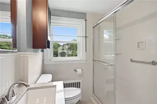 54 Winthrop St, East Providence, RI 02915 - Photo 30