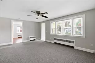 54 Winthrop St, East Providence, RI 02915 - Photo 6