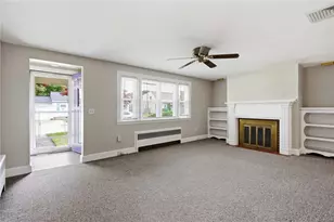 54 Winthrop St, East Providence, RI 02915 - Photo 4